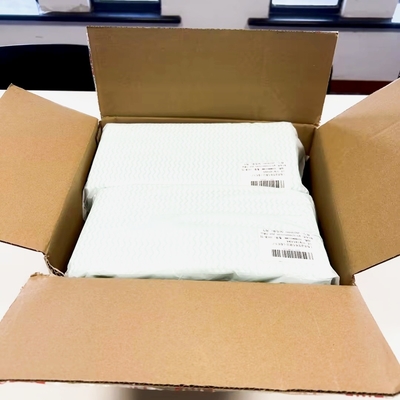 Cleanroom Non Woven Commercial Cleaning Wipes Line Free Electrostatic Dust Removal