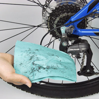 Heavy Duty Nonwoven Wipes with High Absorbency and Pulp55% + PET45% for Automotive Assembly